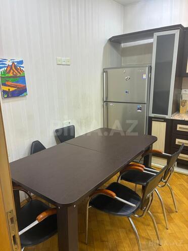 İcarəyə verilir 3 otaqlı yeni tikili 130 m², 28 May m., photo 14 from 27