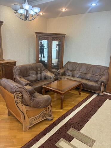 İcarəyə verilir 3 otaqlı yeni tikili 130 m², 28 May m., photo 3 from 27