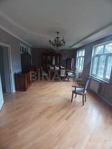 Сдаётся 3-комн. вторичка 75 м², пос. 7-ой мкр, photo 1 from 9
