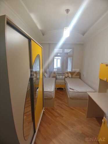 Сдаётся 3-комн. вторичка 75 м², пос. 7-ой мкр, photo 3 from 9