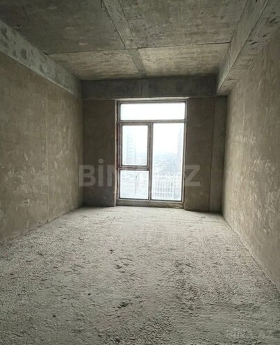 Продаётся 3-комн. новостройка 185 м², м. Элмляр Академиясы, photo 9 from 15