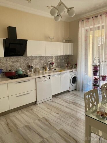 İcarəyə verilir 4 otaqlı həyət evi/bağ evi 350 m², Şüvəlan q., photo 17 from 31