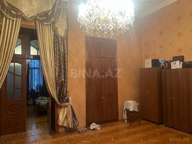 Satılır 10 otaqlı köhnə tikili 390 m², Sahil m., photo 11 from 14
