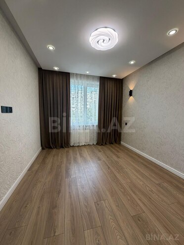 Продаётся 3-комн. вторичка 65 м², м. Ази Асланов, photo 4 from 10