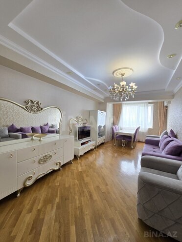Продаётся 2-комн. новостройка 82 м², м. Ахмедлы, photo 1 from 11
