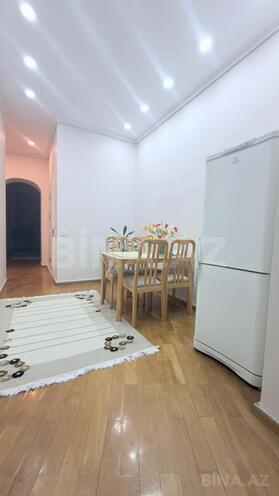 Сдаётся 2-комн. вторичка 65 м², м. Ичеришехер, photo 16 from 19