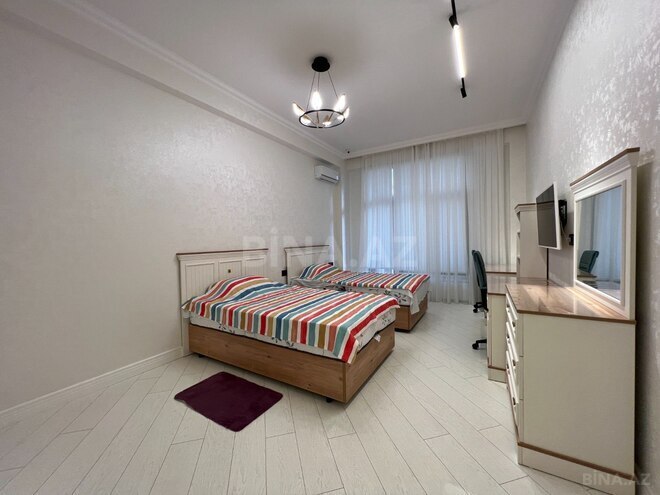 Сдаётся 3-комн. новостройка 170 м², м. 28 мая, photo 13 from 29
