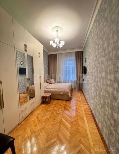 Продаётся 3-комн. вторичка 75 м², м. Ичеришехер, photo 6 from 12