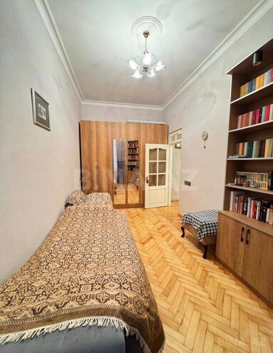 Продаётся 3-комн. вторичка 75 м², м. Ичеришехер, photo 3 from 12