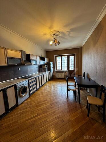 Продаётся 4-комн. новостройка 240 м², Насиминский  р., photo 9 from 32