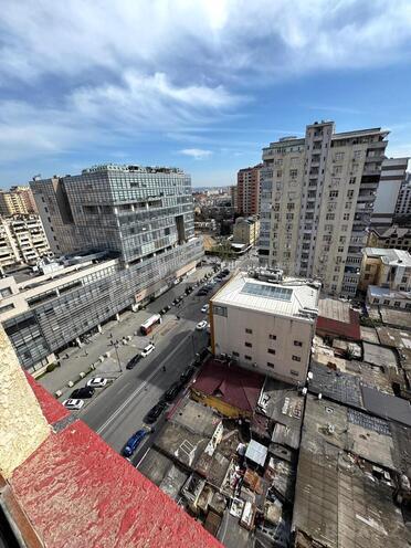 Продаётся 4-комн. новостройка 240 м², Насиминский  р., photo 27 from 32