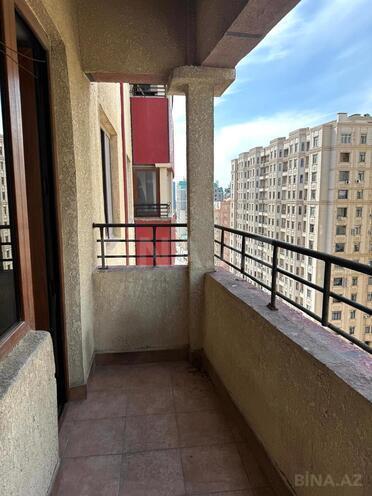 Продаётся 4-комн. новостройка 240 м², Насиминский  р., photo 26 from 32