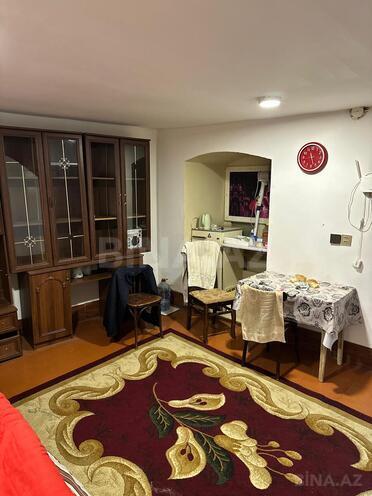 Продаётся 2-комн. вторичка 42 м², м. Ичеришехер, photo 1 from 6