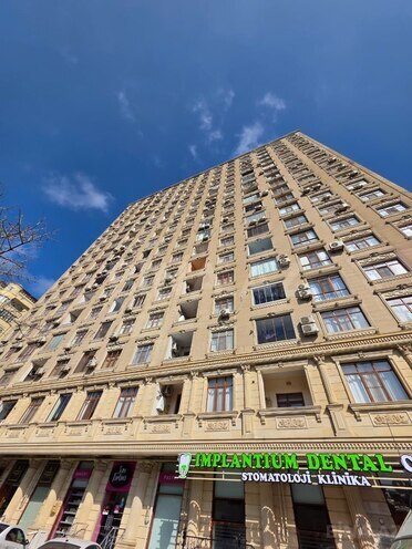 Satılır 3 otaqlı yeni tikili 120 m², İnşaatçılar m., photo 17 from 19