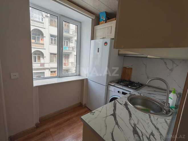 Сдаётся 3-комн. вторичка 80 м², м. Ичеришехер, photo 3 from 14