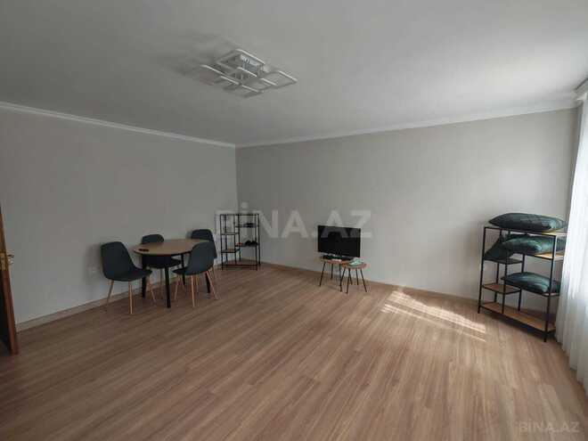 Сдаётся 3-комн. вторичка 80 м², м. Ичеришехер, photo 8 from 14