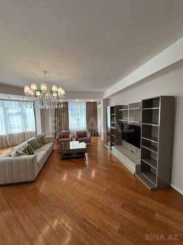 Сдаётся 3-комн. новостройка 150 м², м. Элмляр Академиясы, photo 4 from 23