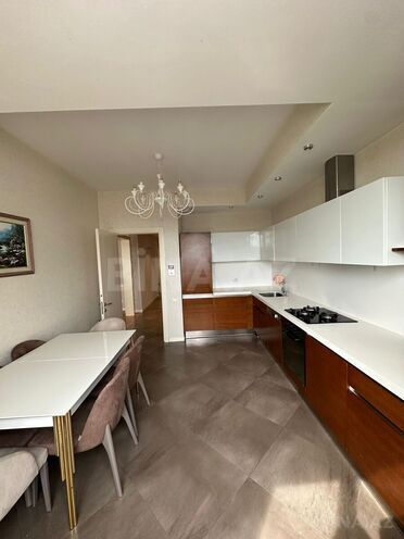 Сдаётся 3-комн. новостройка 150 м², м. Элмляр Академиясы, photo 10 from 23