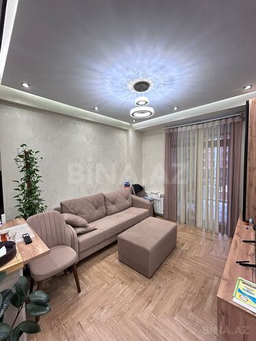 Сдаётся 3-комн. вторичка 85 м², м. Низами, photo 1 from 10