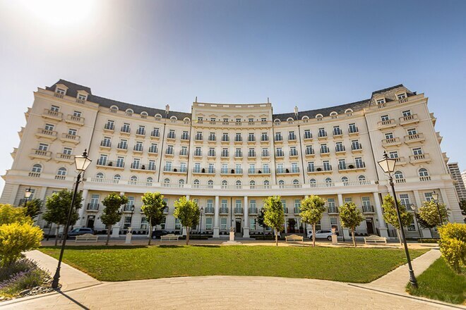 Сдаётся 3-комн. новостройка 111 м², Хатаинский р., photo 1 from 14