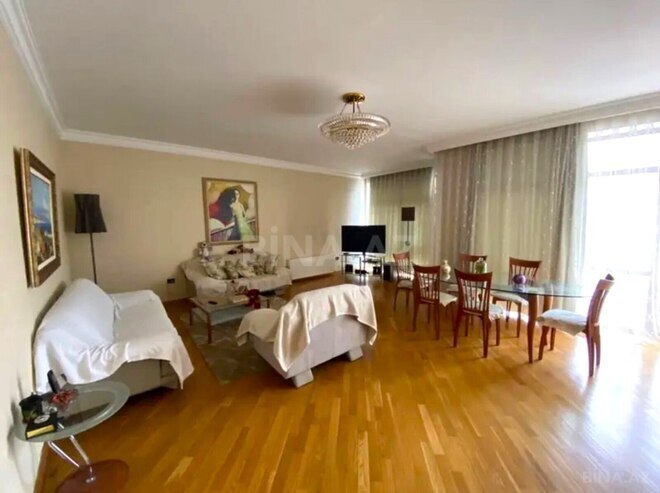 Satılır 3 otaqlı yeni tikili 140 m², 28 May m., photo 1 from 27