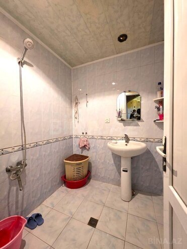 Продаётся 6-комн. вторичка 132 м², Хатаинский р., photo 17 from 20