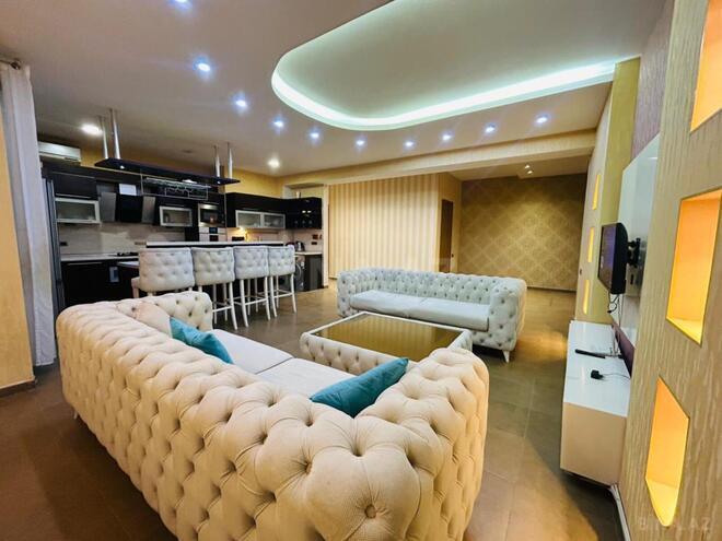 İcarəyə verilir 3 otaqlı yeni tikili 140 m², Nərimanov r., photo 1 from 11