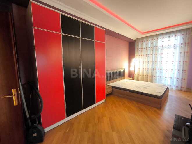 Сдаётся 3-комн. новостройка 220 м², м. 28 мая, photo 9 from 19
