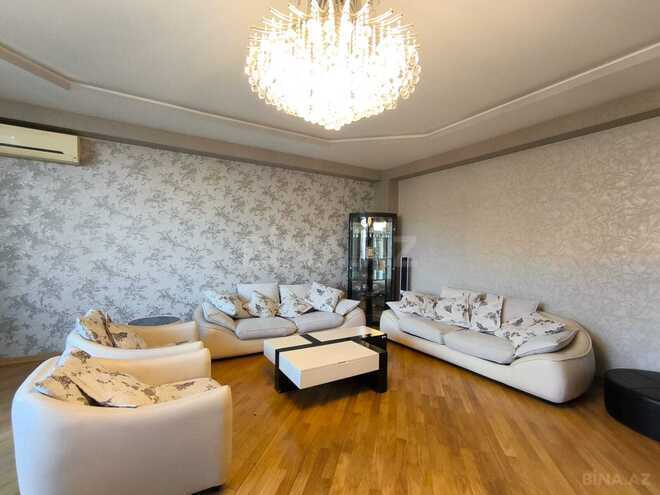 Сдаётся 3-комн. новостройка 220 м², м. 28 мая, photo 3 from 19