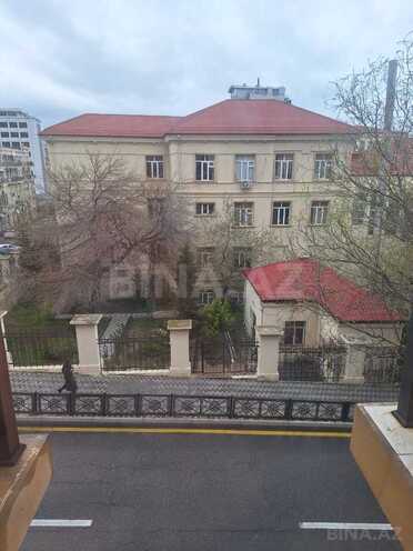 Продаётся 2-комн. вторичка 60 м², м. Ичеришехер, photo 22 from 31