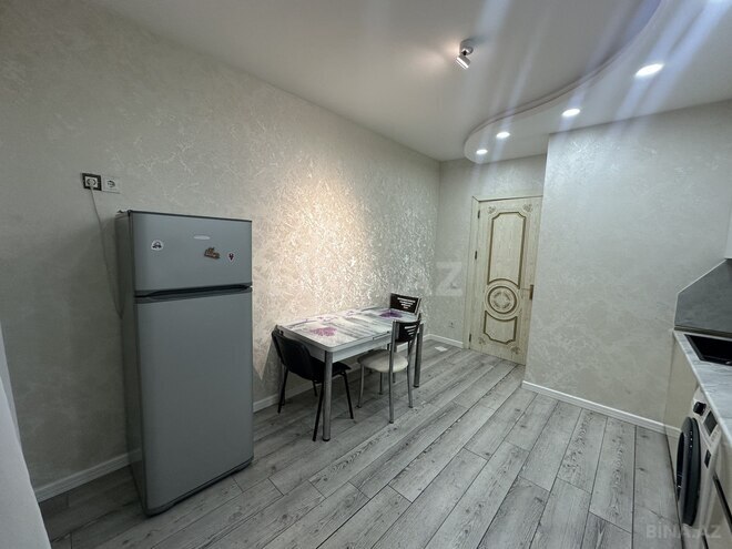 Сдаётся 3-комн. новостройка 140 м², м. Нефтчиляр, photo 6 from 14