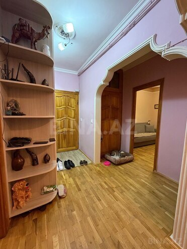 Продаётся 3-комн. вторичка 80 м², м. Ази Асланов, photo 7 from 12