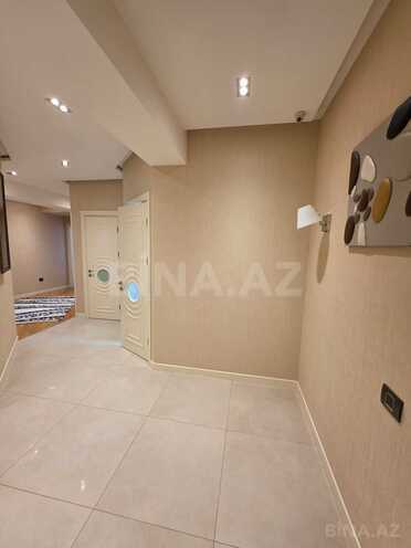 Продаётся 3-комн. вторичка 136 м², photo 21 from 32