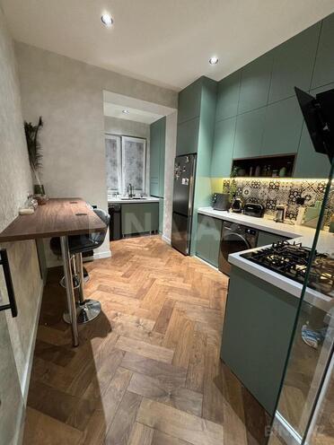 Satılır 2 otaqlı köhnə tikili 55 m², Sahil m., photo 8 from 22