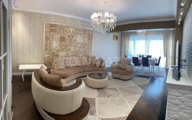 Сдаётся 3-комн. новостройка 120 м², м. Шах Исмаил Хатаи, photo 1 from 13