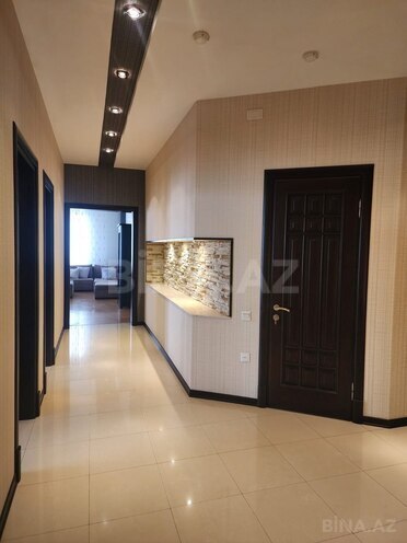 Сдаётся 3-комн. новостройка 150 м², м. Низами, photo 9 from 10