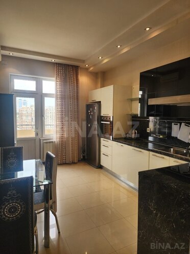 Сдаётся 3-комн. новостройка 150 м², м. Низами, photo 4 from 10