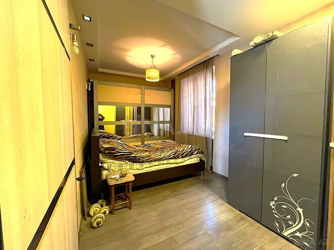 Satılır 2 otaqlı köhnə tikili 50 m², Yasamal q., photo 8 from 12