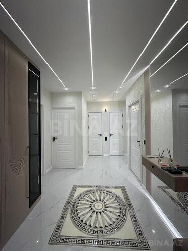 Satılır 3 otaqlı köhnə tikili 80 m², Xalqlar Dostluğu m., photo 1 from 21
