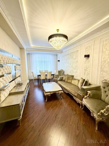 İcarəyə verilir 3 otaqlı yeni tikili 140 m², 8-ci mikrorayon q., photo 1 from 11