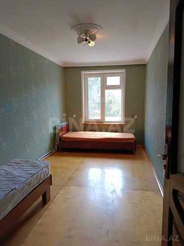 Продаётся 3-комн. вторичка 50 м², Абшеронcкий  р., photo 9 from 12