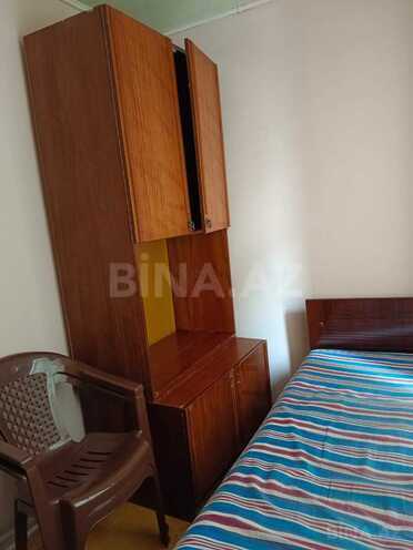 Продаётся 3-комн. вторичка 50 м², Абшеронcкий  р., photo 5 from 12