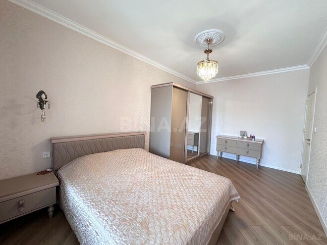 Satılır 4 otaqlı köhnə tikili 85 m², Qara Qarayev m., photo 16 from 20