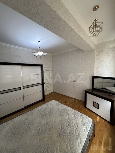 Сдаётся 3-комн. новостройка 90 м², м. Кара Караев, photo 8 from 18