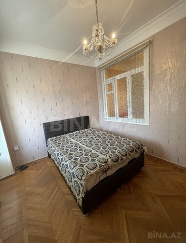 Satılır 3 otaqlı köhnə tikili 75 m², Nizami m., photo 4 from 10