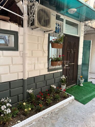 Satılır 2 otaqlı köhnə tikili 47 m², Sahil m., photo 13 from 16