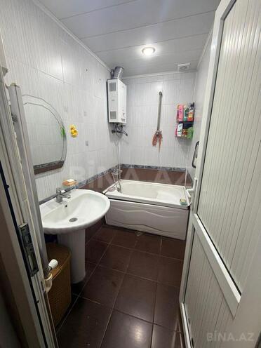 Продаётся 3-комн. вторичка 70 м², м. Ази Асланов, photo 11 from 12