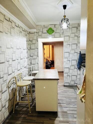 Satılır 4 otaqlı köhnə tikili 100 m², Bakıxanov q., photo 13 from 24