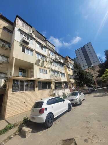 Продаётся 3-комн. вторичка 75 м², м. Иншаатчылар, photo 3 from 13