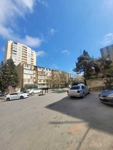 Продаётся 3-комн. вторичка 75 м², м. Иншаатчылар, photo 1 from 13